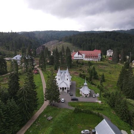 Hotel Iadolina Stana de Vale Eksteriør billede