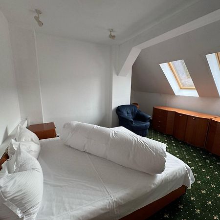 Hotel Iadolina Stana de Vale Eksteriør billede