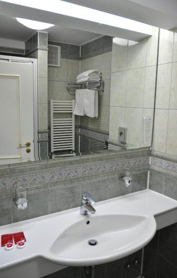 Hotel Iadolina Stana de Vale Eksteriør billede