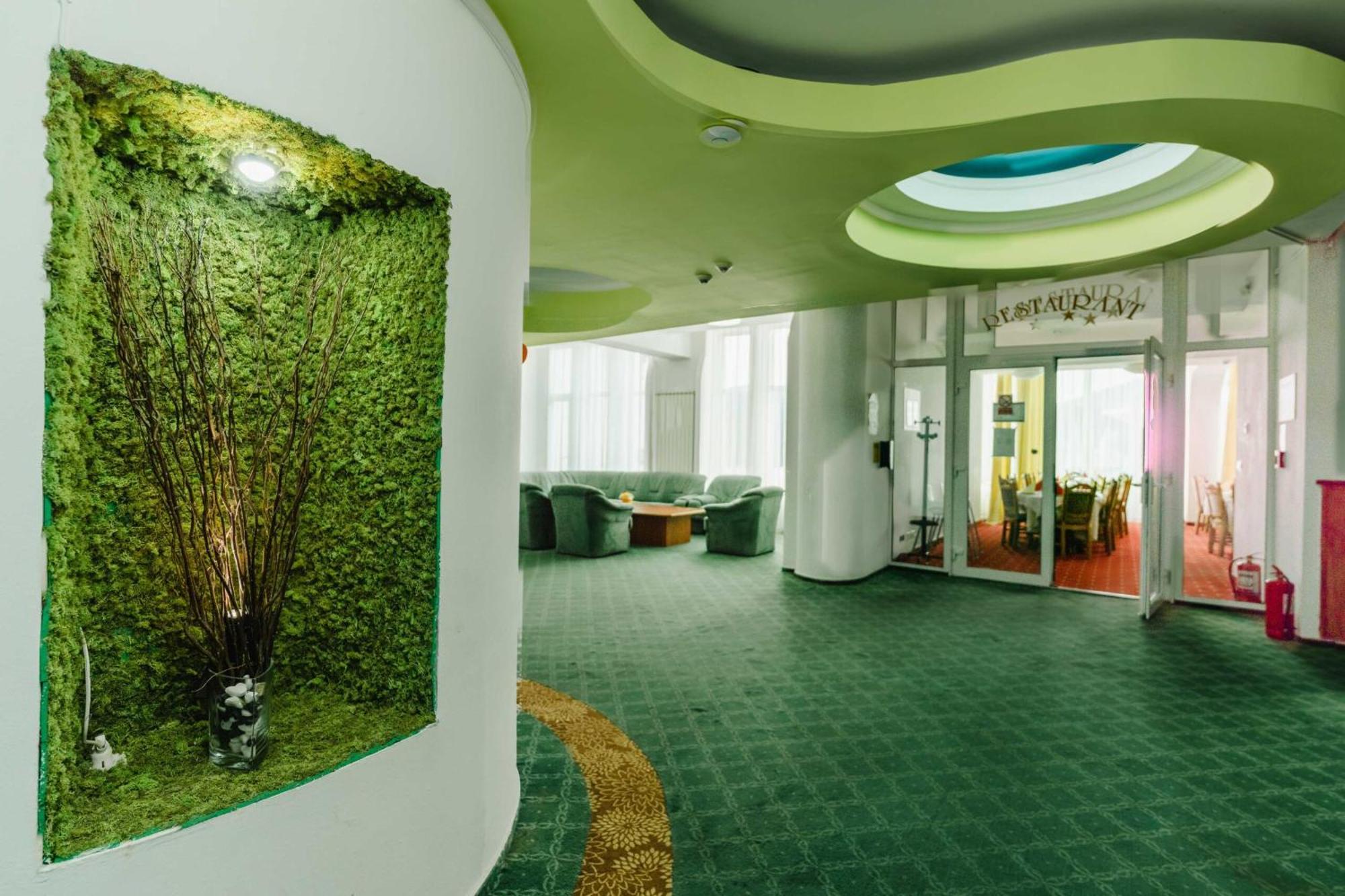 Hotel Iadolina Stana de Vale Eksteriør billede