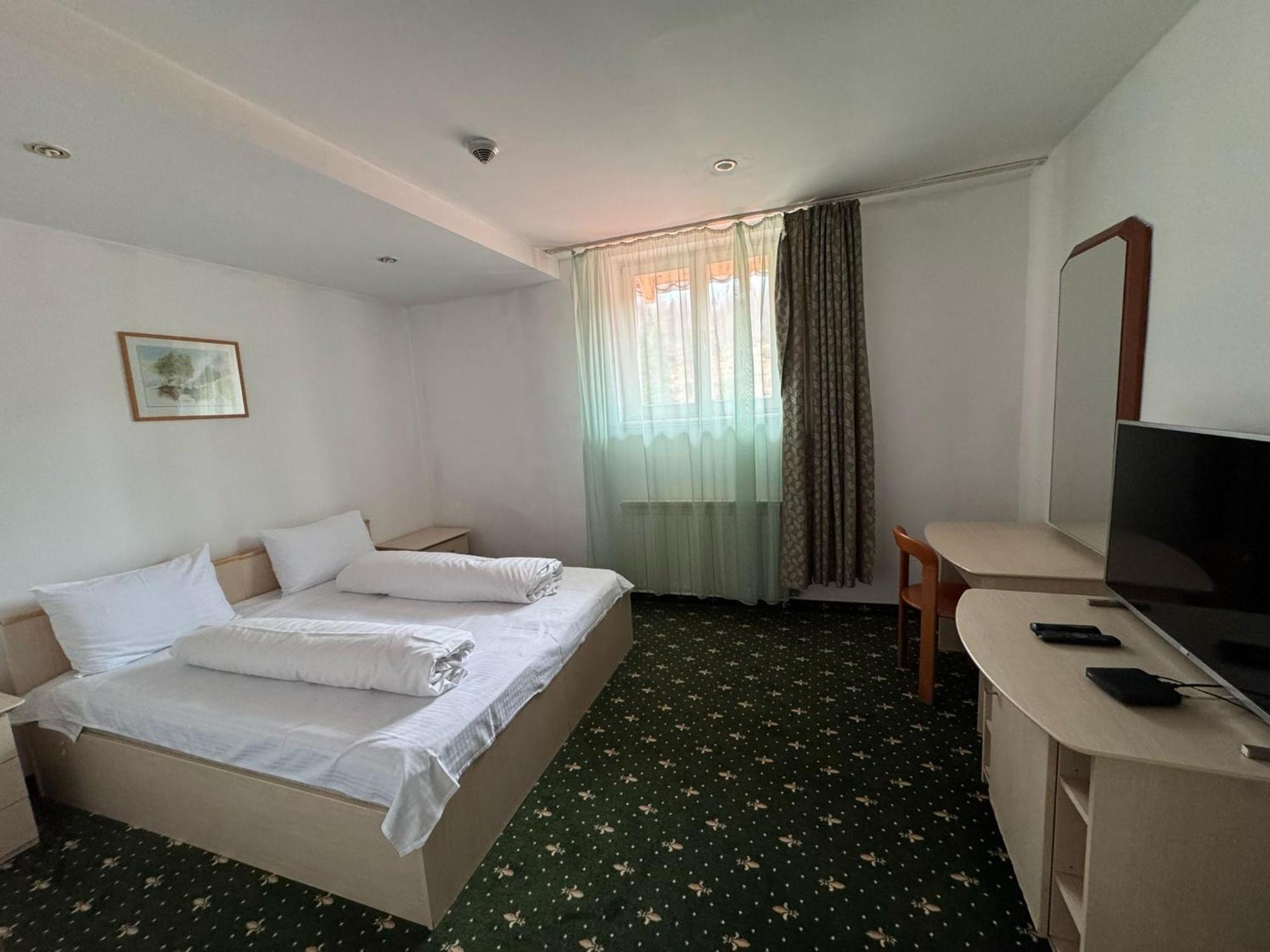 Hotel Iadolina Stana de Vale Eksteriør billede